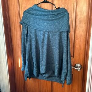 Off the shoulder long sleeve teal sweater top. Size L from Soft Surroundings.
